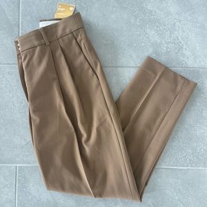Aritzia Babaton Vogue Pant
